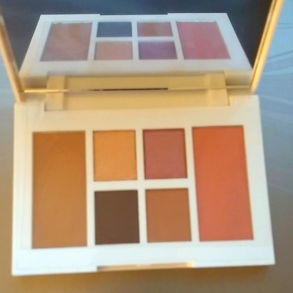Laura Geller Other - Laura Geller Face & Eye Palette